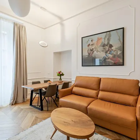 Buzzstays - Stylish Vatican Downtown Рим