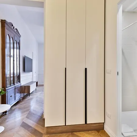 Апартаменты Buzzstays - Stylish Vatican Downtown Рим