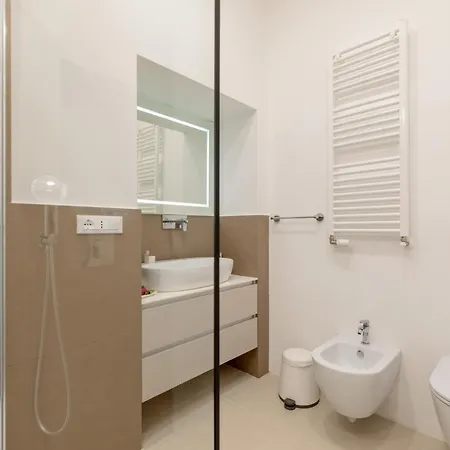 Buzzstays - Stylish Vatican Downtown Апартаменты